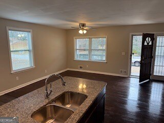 Foto del edificio - 5385 Westford Cir