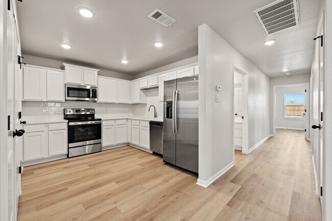 Building Photo - 3115 Wasilla Dr