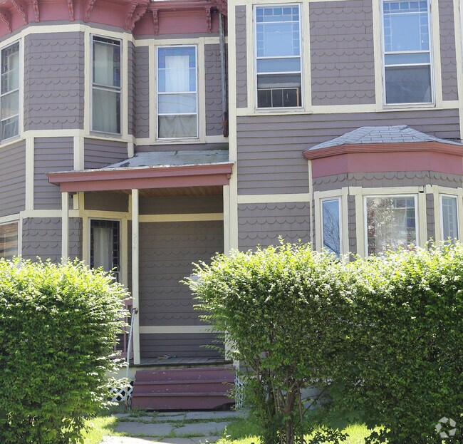 304 Ontario St, Albany, NY 12208 Apartments in Albany, NY