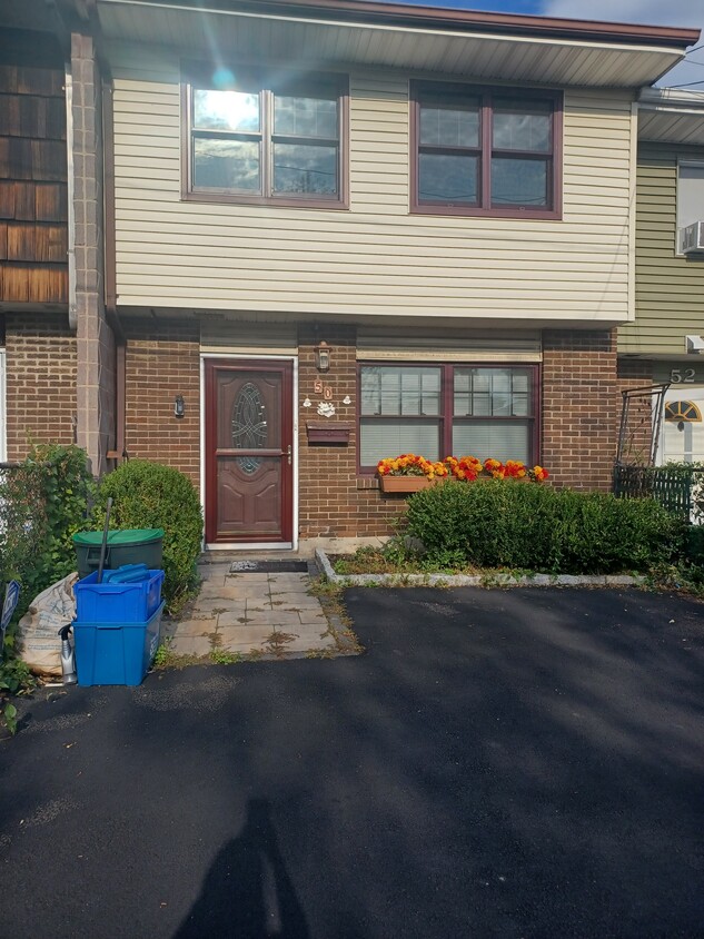 Primary Photo - 50 Kennedy Dr