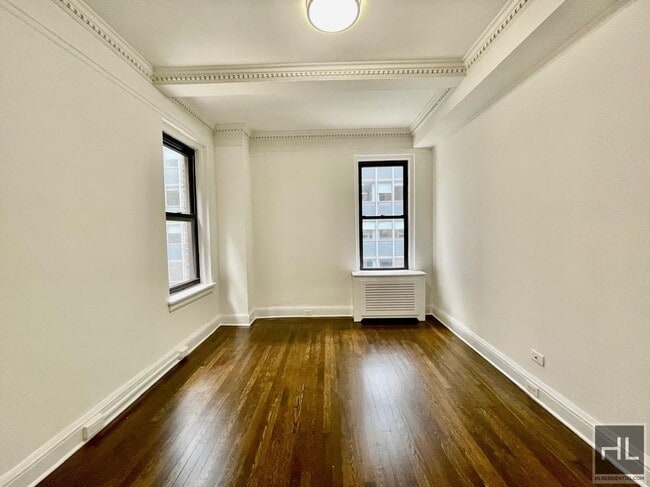 Building Photo - EAST 46 STREET
