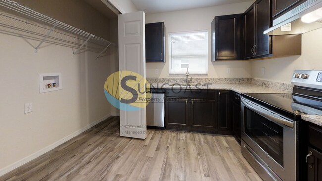 Foto del edificio - Beautiful 2BR/2BA Quad available for rent ...