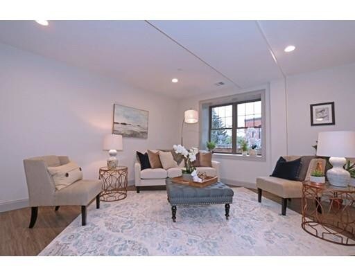 Primary Photo - 1580 River St