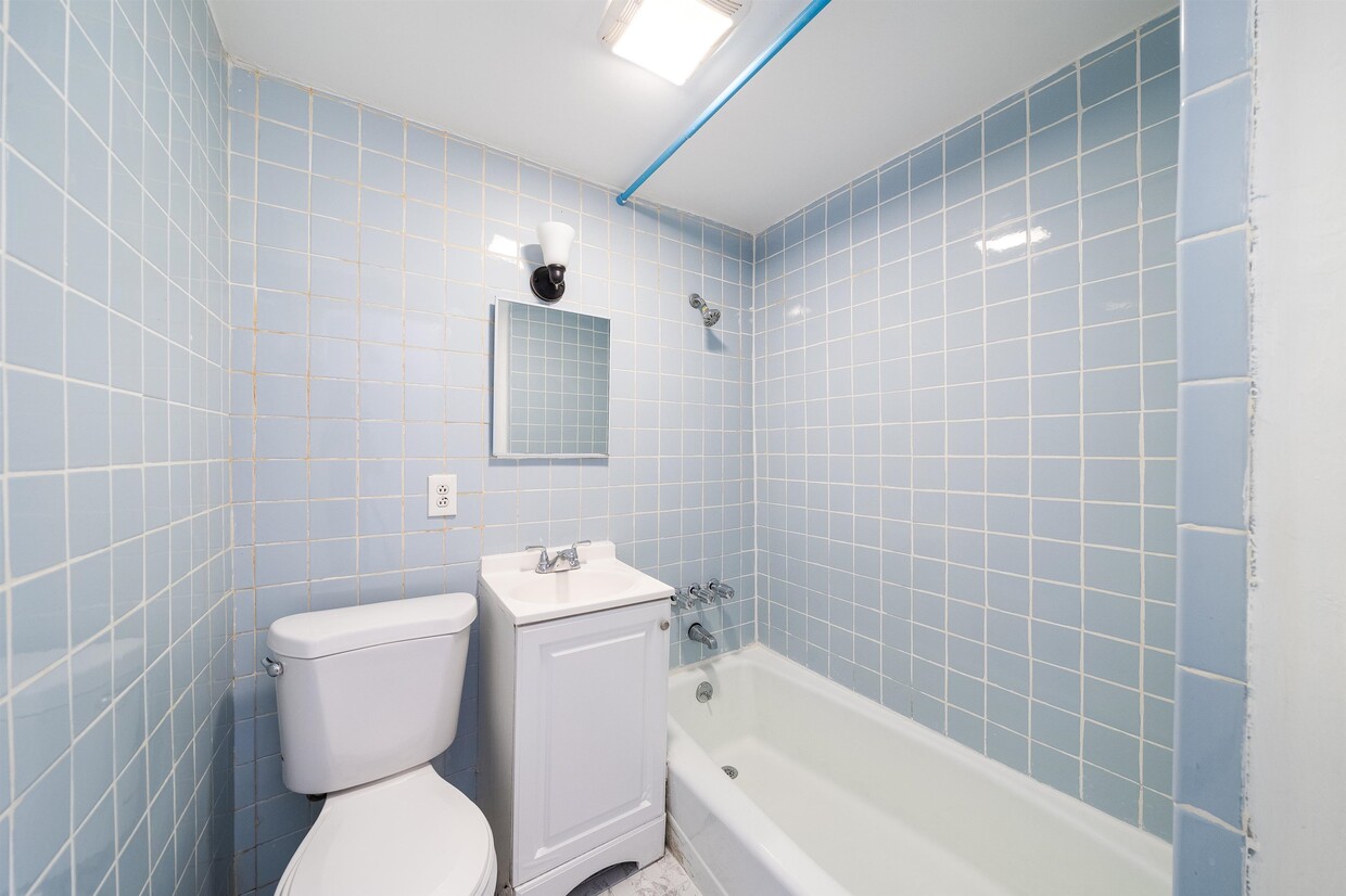 Foto principal - 434 Central Ave