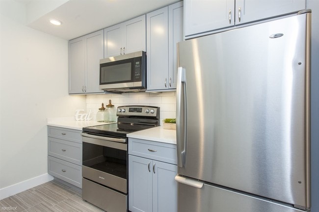Building Photo - 2 br, 2 bath  - 1533-39 PARRISH ST Unit 4E