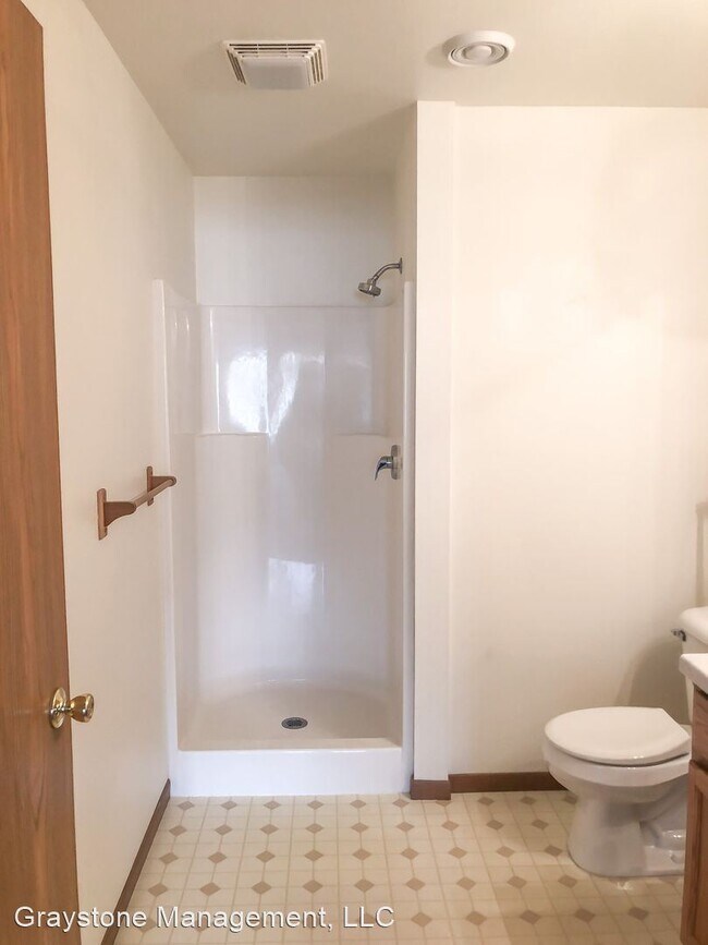 Building Photo - 4566 Hartzell Ln