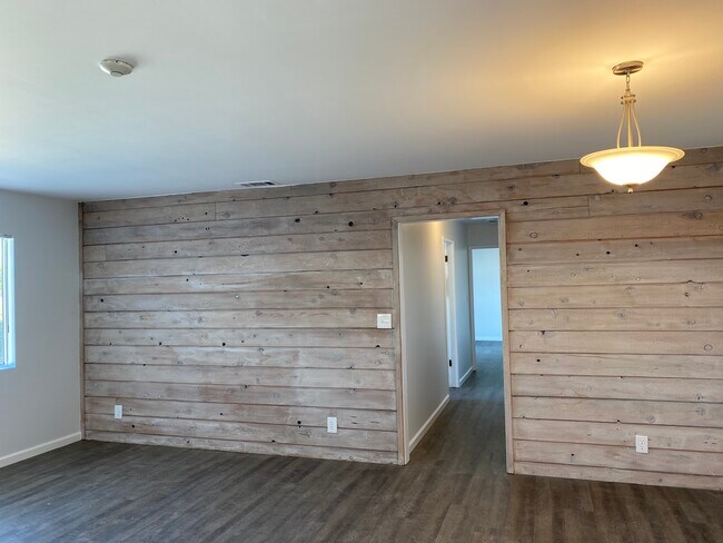 Foto del edificio - 1816 Marshallfield Ln