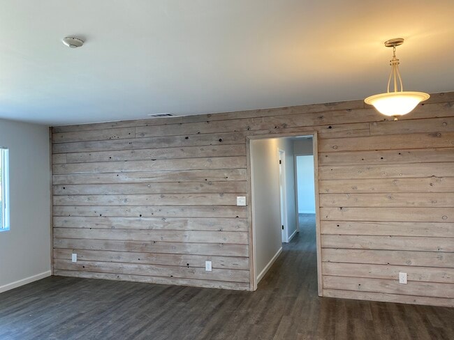 Building Photo - 1816 Marshallfield Ln