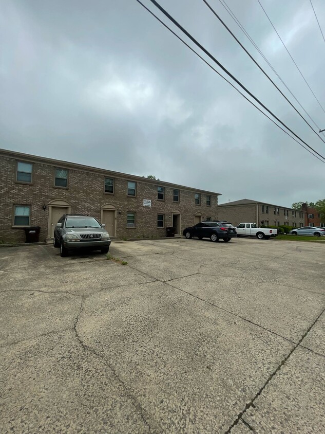 Primary Photo - 223 Churchill Dr