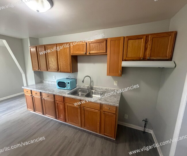 Foto del edificio - 4842 Northcote Ave