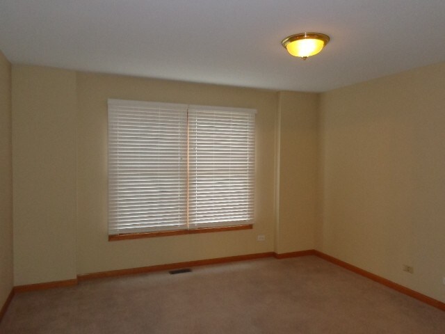 Building Photo - 270 Morgan Valley Drive