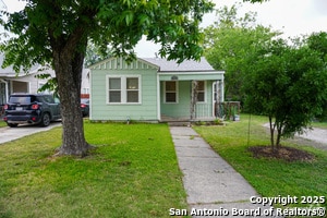 Building Photo - 1723 W Kings Hwy