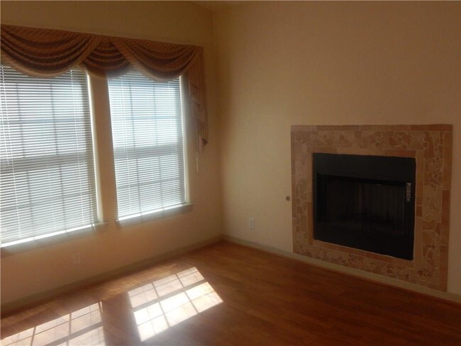 Building Photo - 353 Resler Ridge Dr