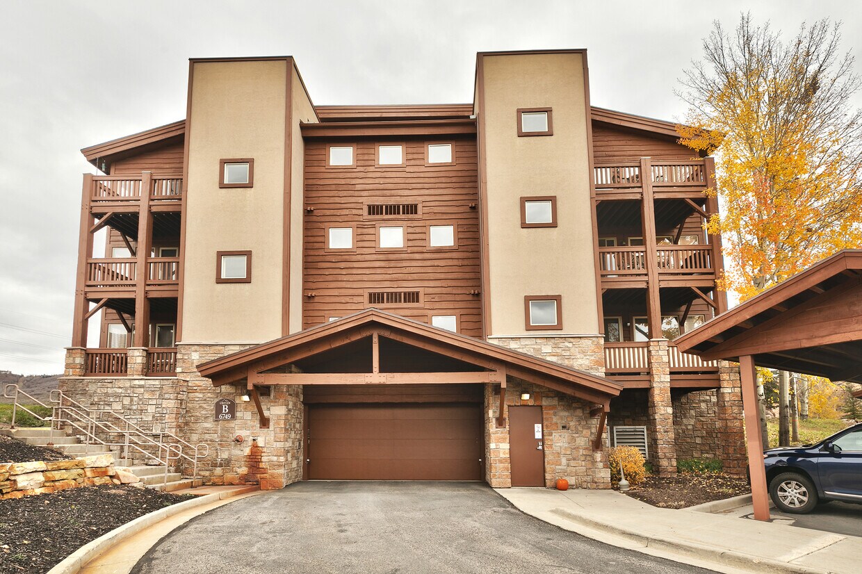 6749 N 2200 W Unit B308, Park City, UT 84098 Condo for Rent in Park