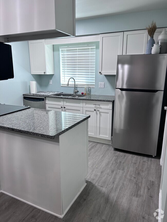 Hidden Lake Village Apartments for Rent Sarasota, FL 20 Rentals