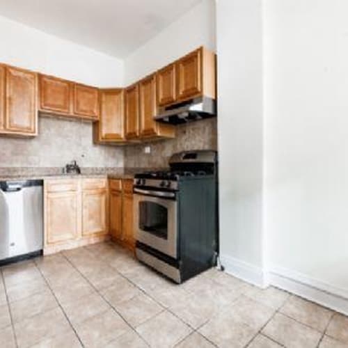Primary Photo - 1527 N Western Ave