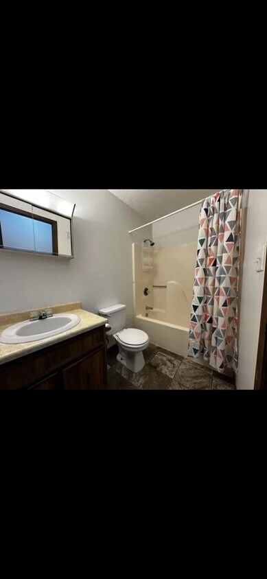 Foto del edificio - 213 28th Ave W