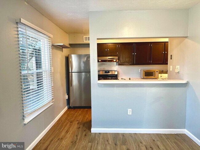 Foto del edificio - 3369 Chester Grove Rd