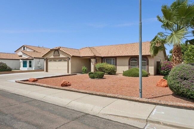 Foto del edificio - 8734 W Bloomfield Rd