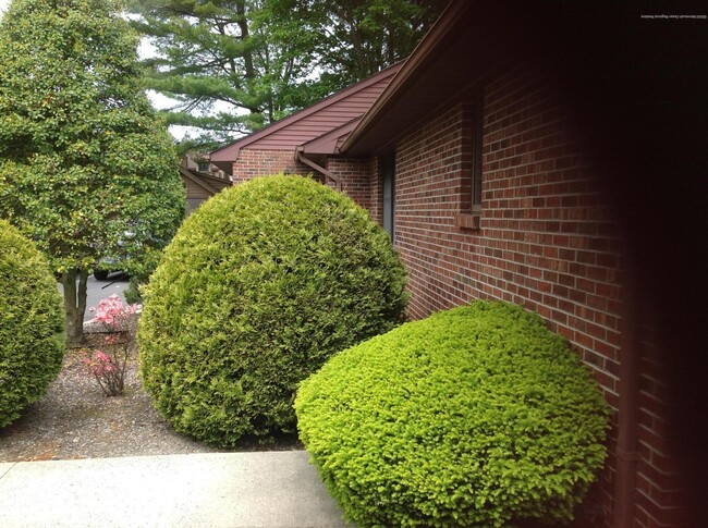 Building Photo - 917 NJ-88