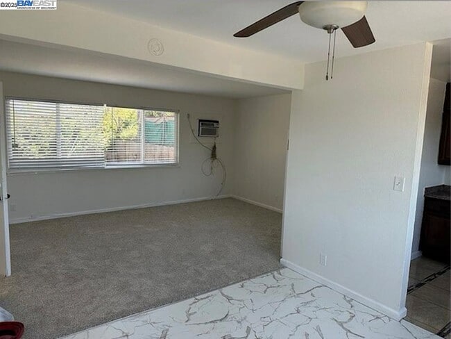 Building Photo - 1434 Loeffler Ln