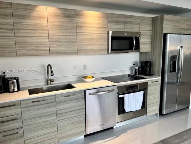 Foto del edificio - Northeast 34th Street, Miami, FL 33137 - 2 BR 2 BA condo