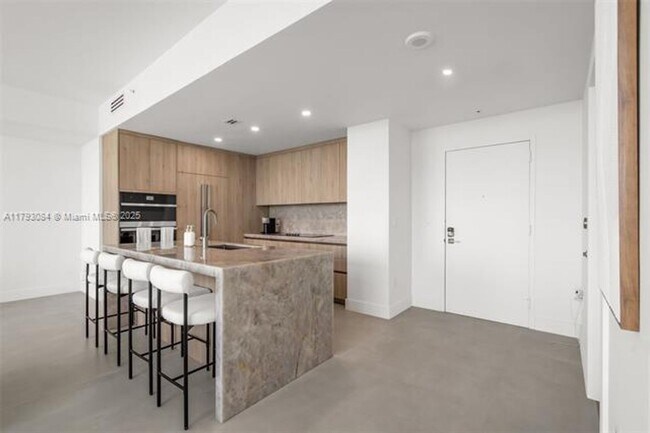 Foto del edificio - 92 SW 3rd St