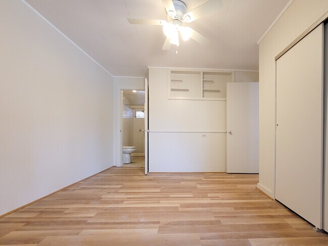 Building Photo - 771 Punahou St