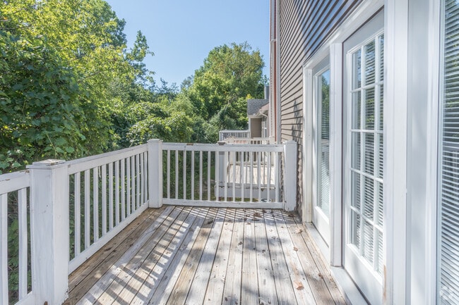 Interior Photo - Woodland Mews