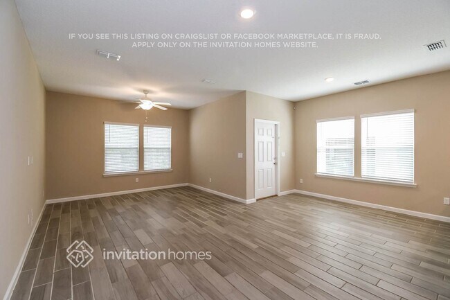 Foto del edificio - 345 Cherry Ridge Dr