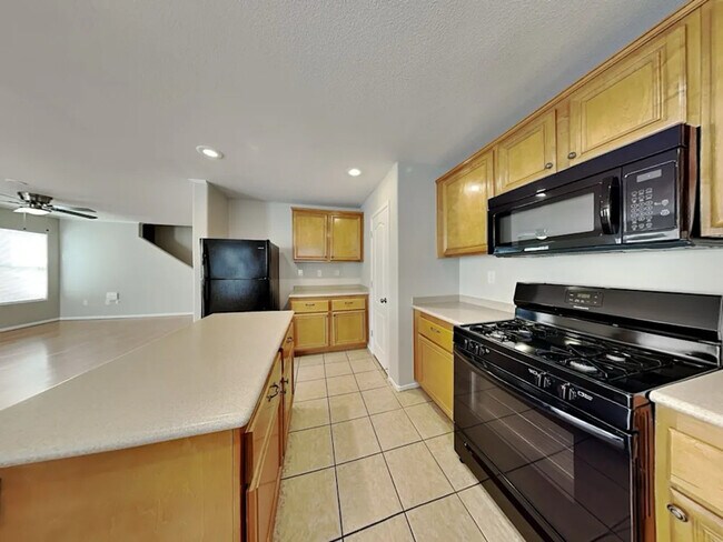 Foto del edificio - 4257 Olympic Point Dr