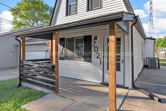 Building Photo - 7021 Robbins Ave