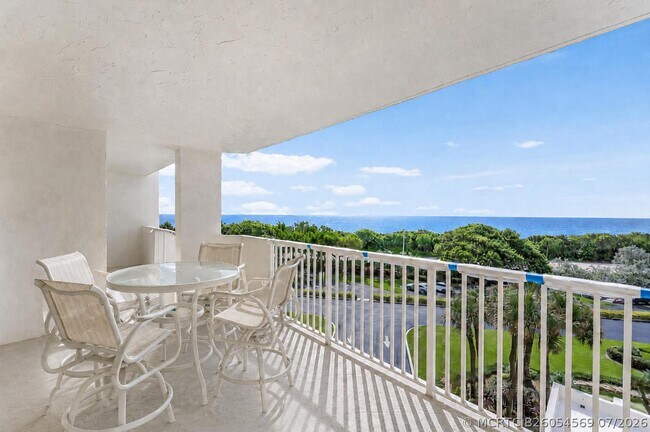 Building Photo - 4301 N Ocean Blvd