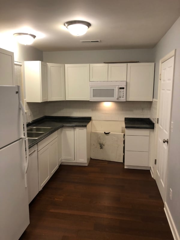 Building Photo - 139 Birdwood Ct
