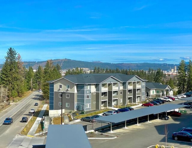 Building Photo - Carnahan Glenn Apartments