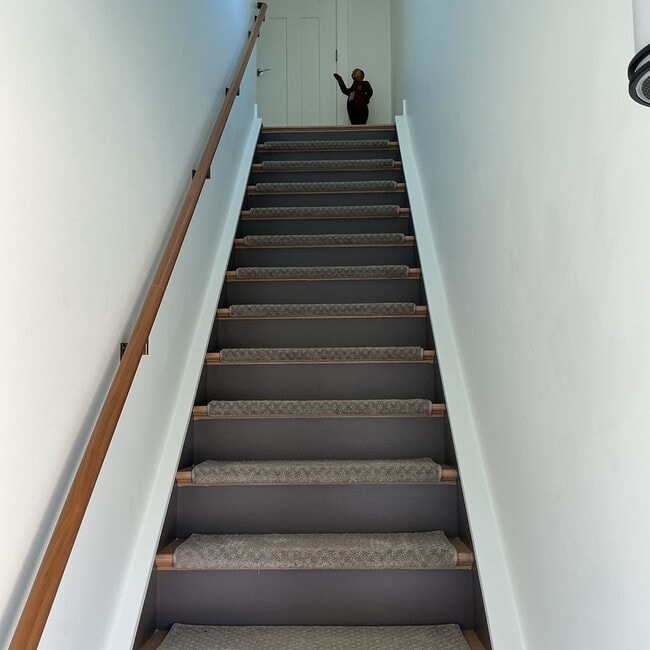 Foto del edificio - Perfect 1 Bedroom Fully Finished Apartment