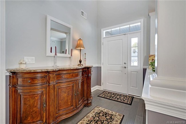 Building Photo - 150 Arborridge Drive