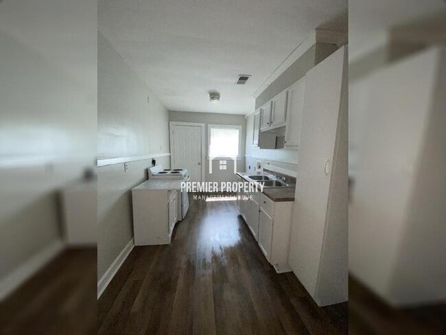 Foto del edificio - 7906 Harrold St