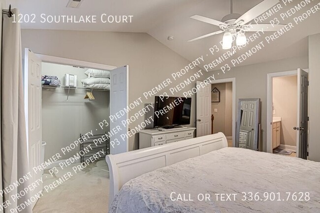 Foto del edificio - 1202 Southlake Ct