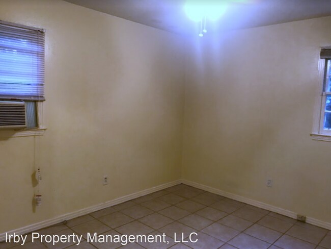 Building Photo - 3 br, 1 bath House - 1102 Anders Drive