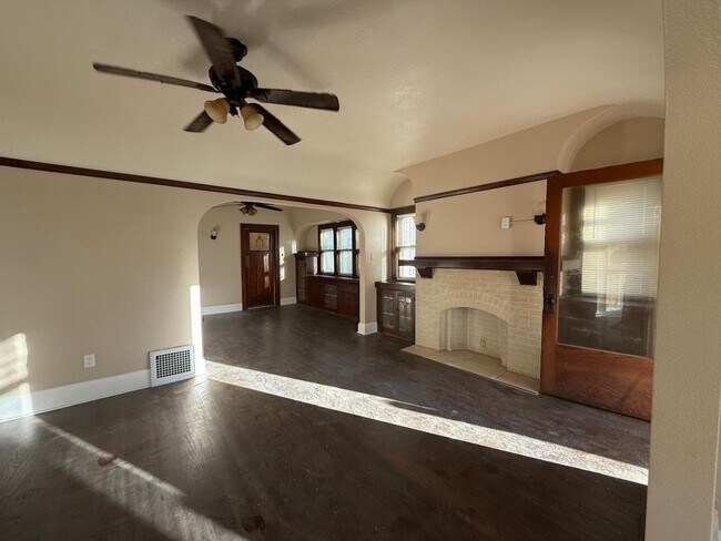 Foto del edificio - 2860 N 47th St