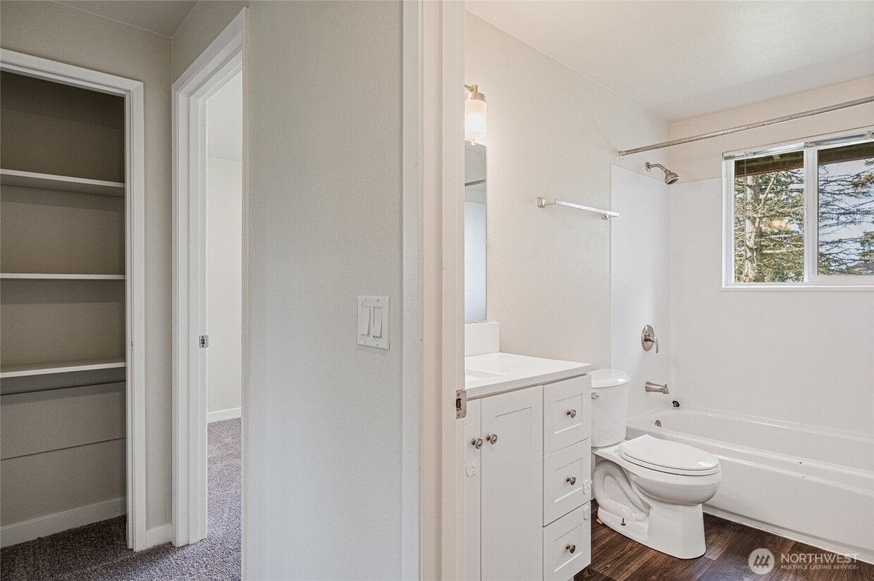 Primary Photo - 6005 Pebble Pl