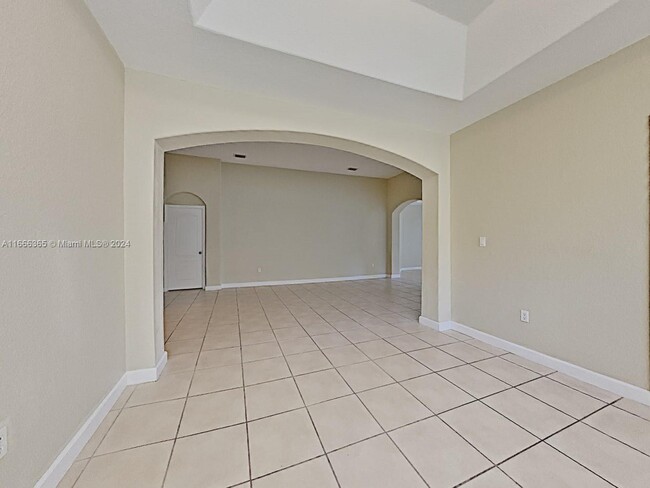 Building Photo - 3821 SW 154th Ct