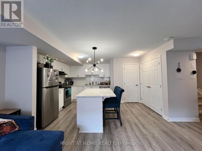 Building Photo - 131 Anthracite Private