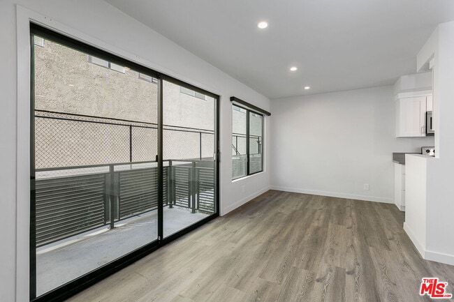 Building Photo - 3622 Keystone Av