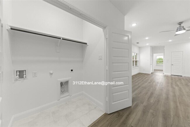 Building Photo - 3112 Ethan Ln