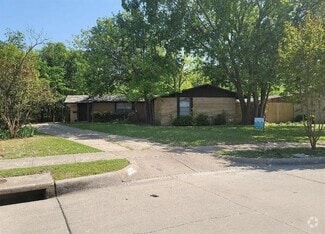 Building Photo - 735 Sherbrook Dr