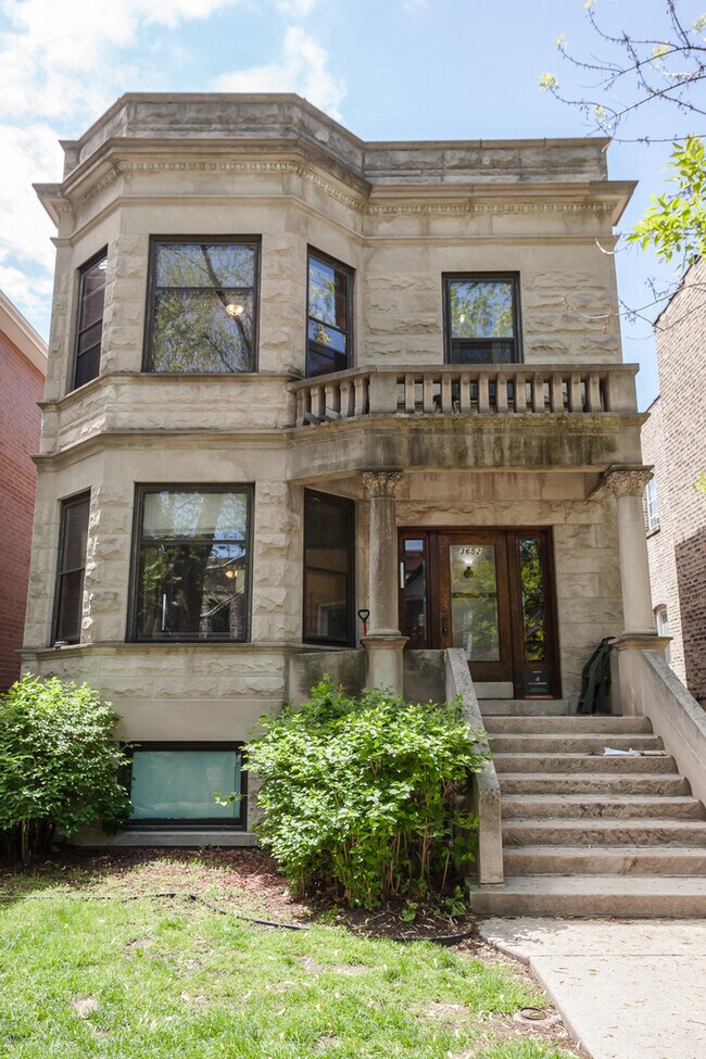 Foto del edificio - 3652 N Janssen Ave