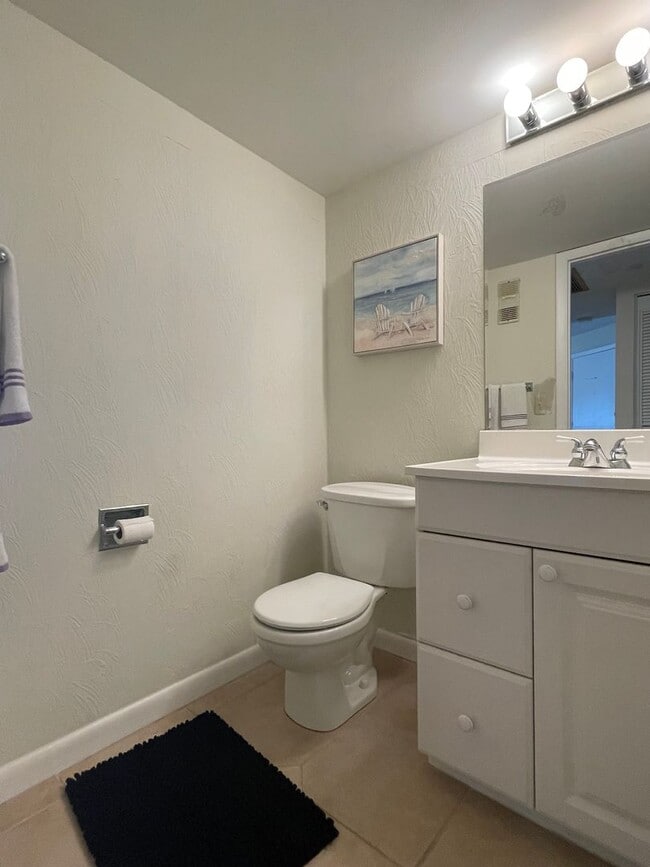 Foto del edificio - Short Term Rental Near Beach