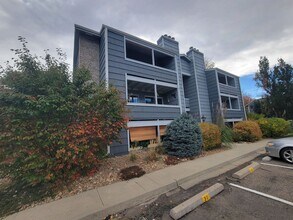 Building Photo - 4656 White Rock Cir